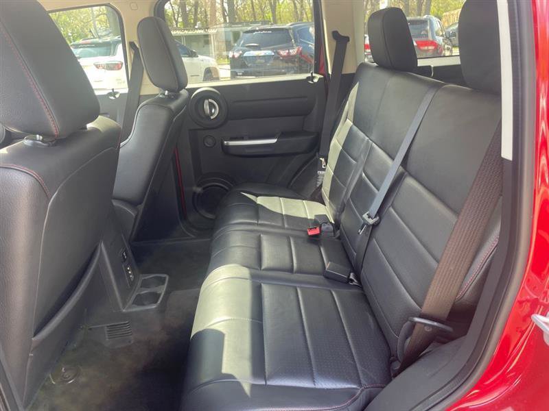 Used 2007 Dodge Nitro R/T RWD image 13