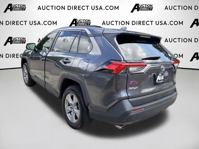 Used 2024 Toyota RAV4 XLE AWD/4WD image 23