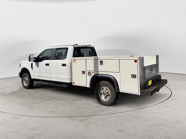 Used 2022 Ford F250 XL w/ Power Equipment Group image 3