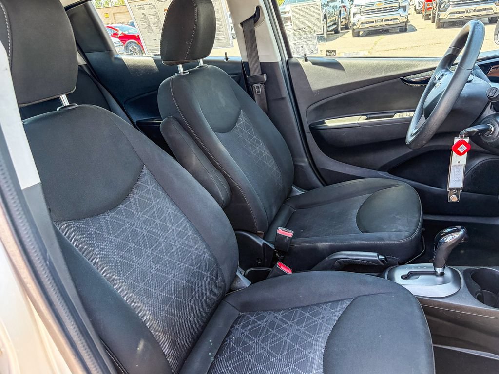 Used 2021 Chevrolet Spark LT FWD image 33