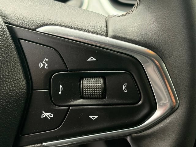 Used 2026 Chevrolet Trax LT w/ LT Convenience Package FWD image 17