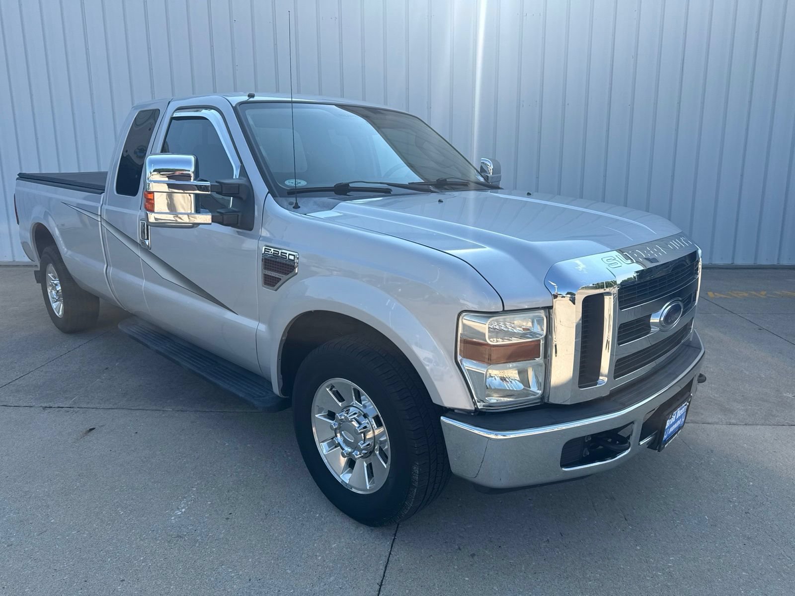 Used 2008 Ford F250 Lariat RWD image 2
