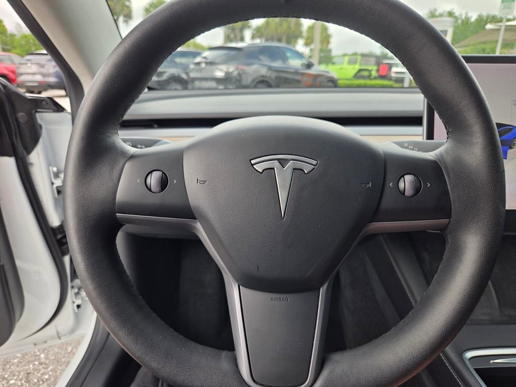Used 2022 Tesla Model 3 Long Range image 18