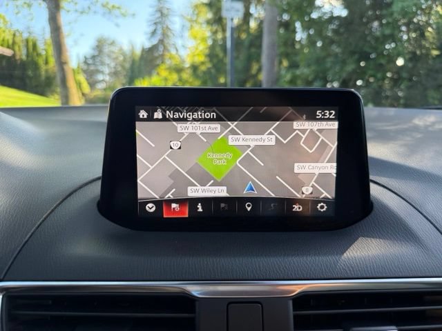 Used 2017 MAZDA MAZDA3 Grand Touring w/ Premium Equipment Package FWD image 28
