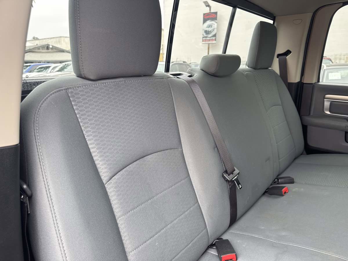 Used 2017 RAM 1500 Classic SLT image 16