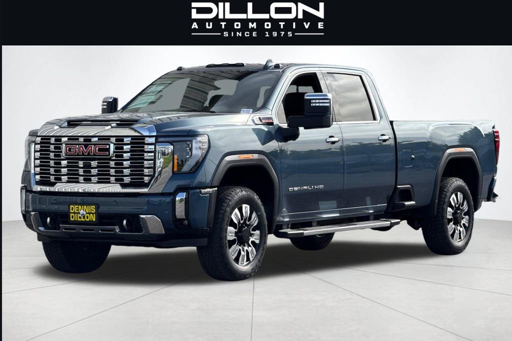 Used 2025 GMC Sierra 3500 Denali w/ Denali Reserve Package AWD/4WD image 8