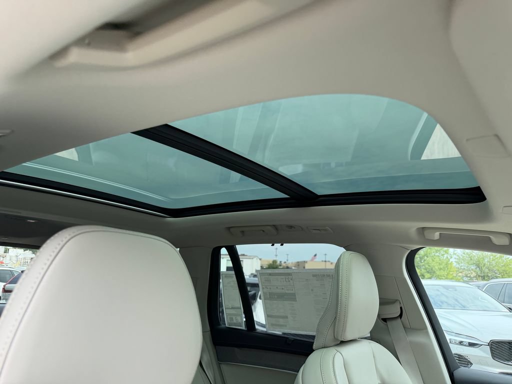 New 2026 Volvo XC90 B6 Ultra w/ Protection Package Premier AWD/4WD image 10