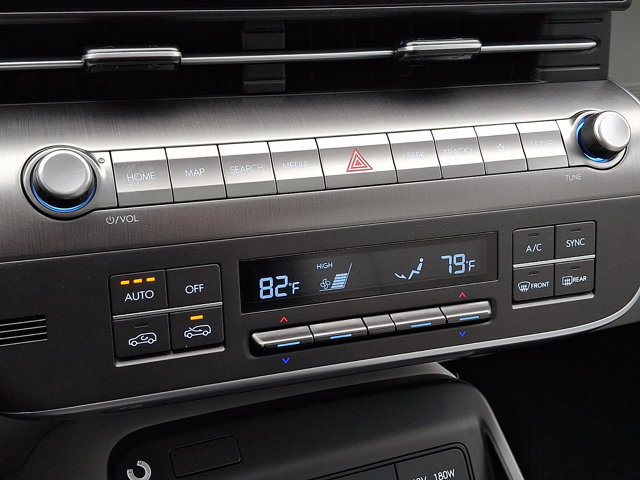 Used 2024 Hyundai Kona Limited image 16