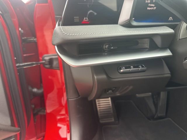 New 2026 Chevrolet Corvette Stingray Coupe w/ Battery Protection Package image 18