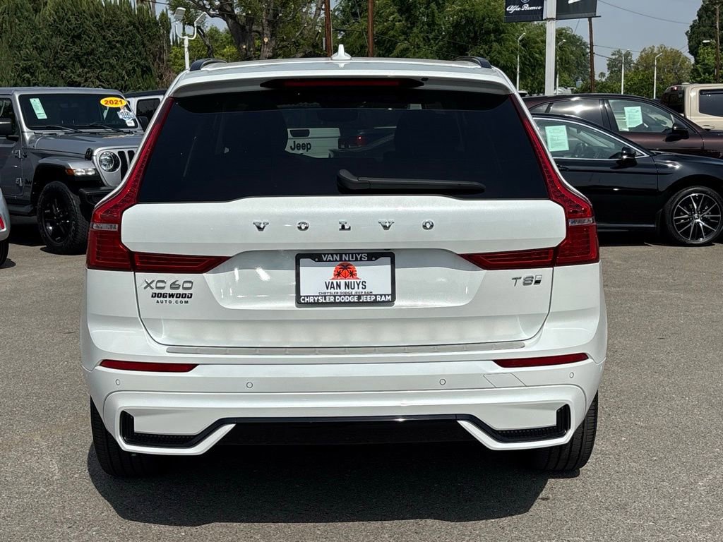 Used 2025 Volvo XC60 T8 Ultra w/ Protection Package Premier AWD/4WD image 5