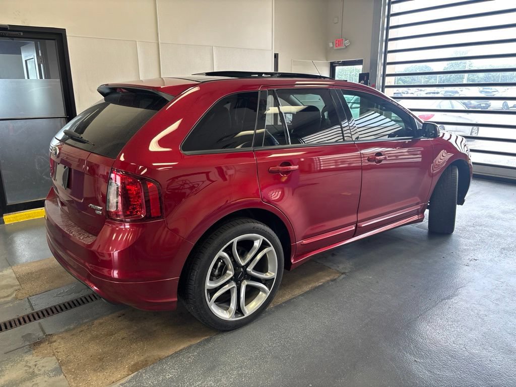 Used 2014 Ford Edge Sport w/ Driver Entry Package AWD/4WD image 8