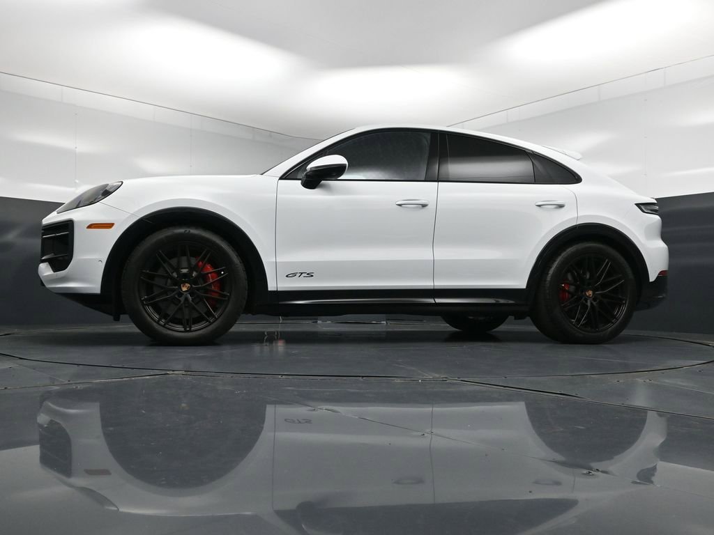 Used 2026 Porsche Cayenne GTS image 21