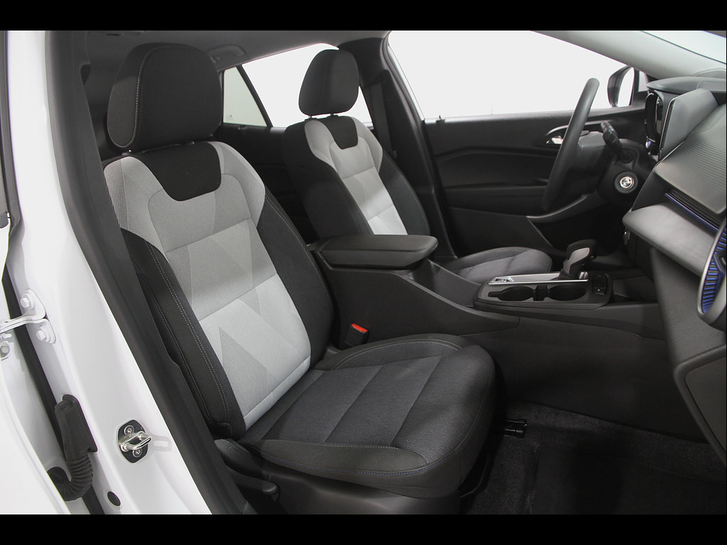 Certified 2024 Chevrolet Trax LS w/ LS Convenience Package FWD image 16