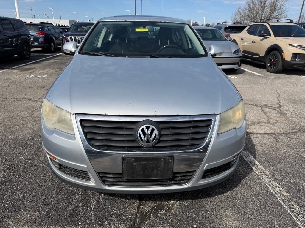 Used 2009 Volkswagen Passat Komfort image 2