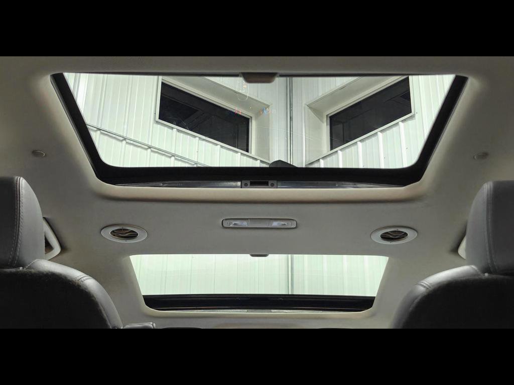 Used 2021 Buick Enclave Essence w/ Sound and Sites Package FWD image 10