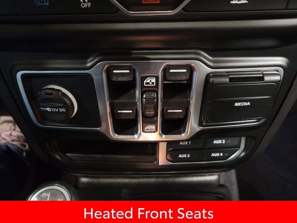 Used 2023 Jeep Wrangler Unlimited Sahara w/ Cold Weather Group AWD/4WD image 17