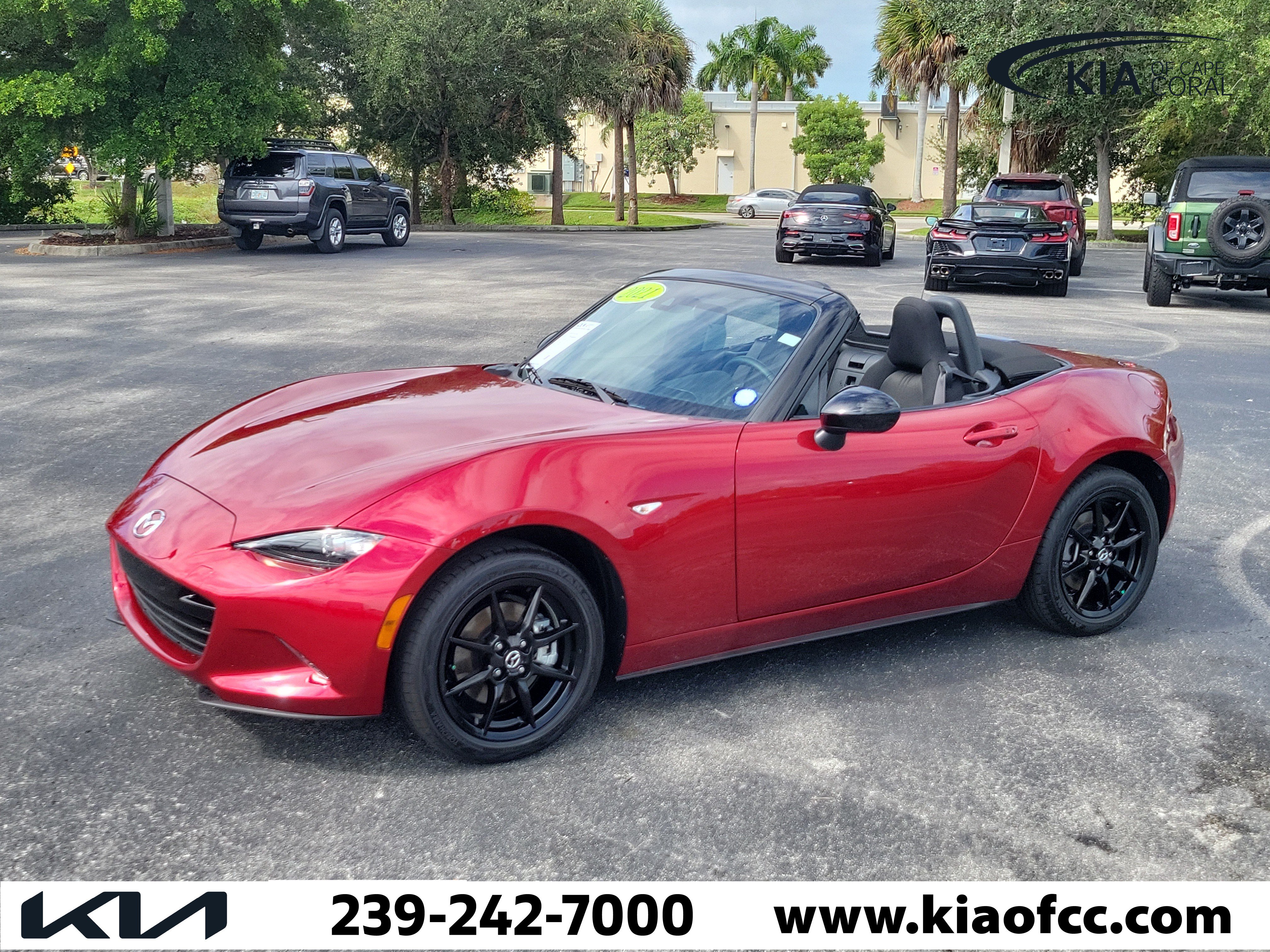 Used 2021 MAZDA MX-5 Miata Sport RWD image 15