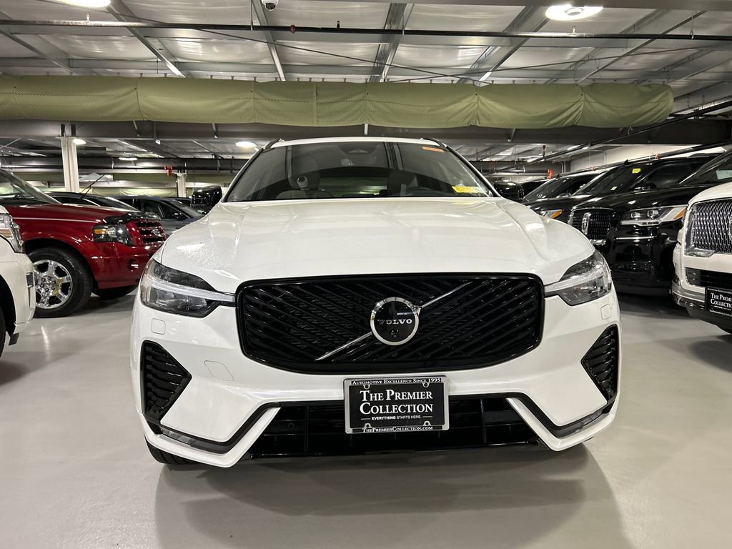 Used 2026 Volvo XC60 B5 Plus w/ Protection Package Premier AWD/4WD image 6