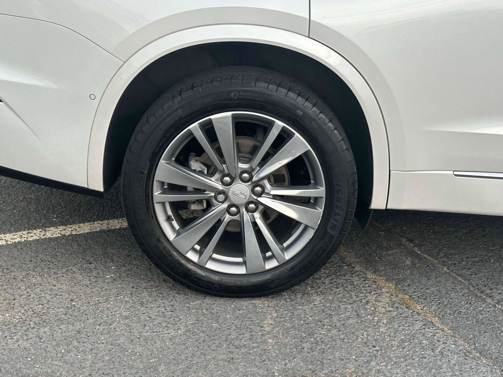 Used 2022 Cadillac XT6 Premium Luxury w/ Technology Package image 6