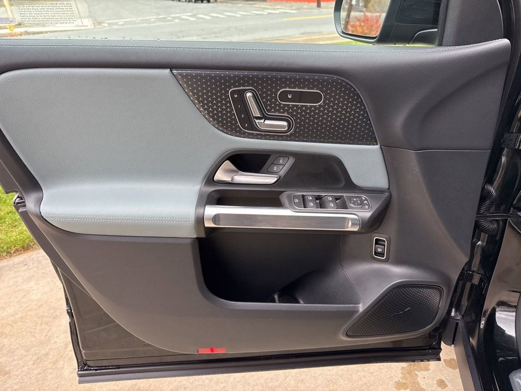 New 2026 Mercedes-Benz GLB 250 4MATIC image 16