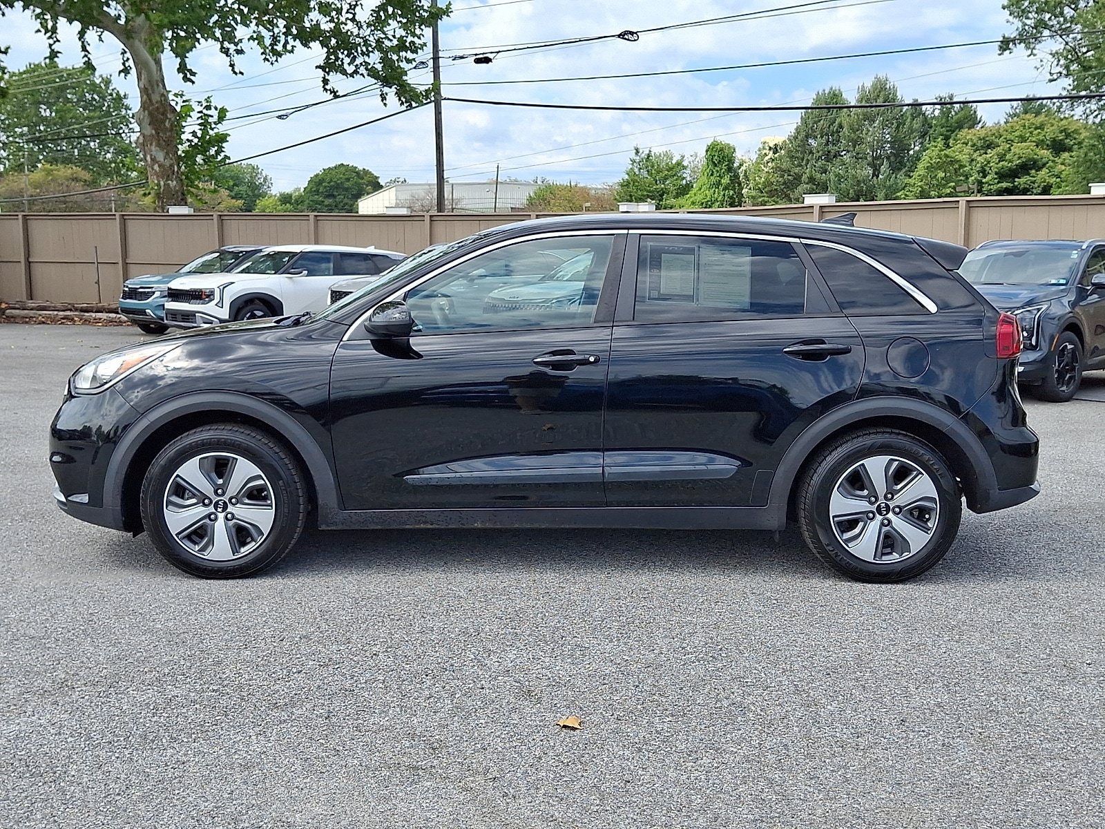 Used 2019 Kia Niro FE FWD image 8