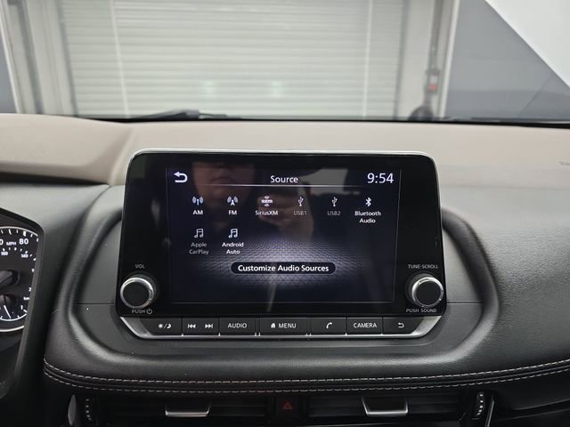 Used 2023 Nissan Rogue SL image 35