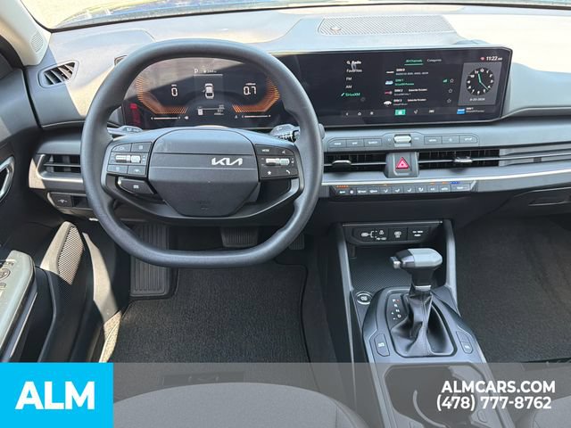 Used 2025 Kia K4 FWD image 26