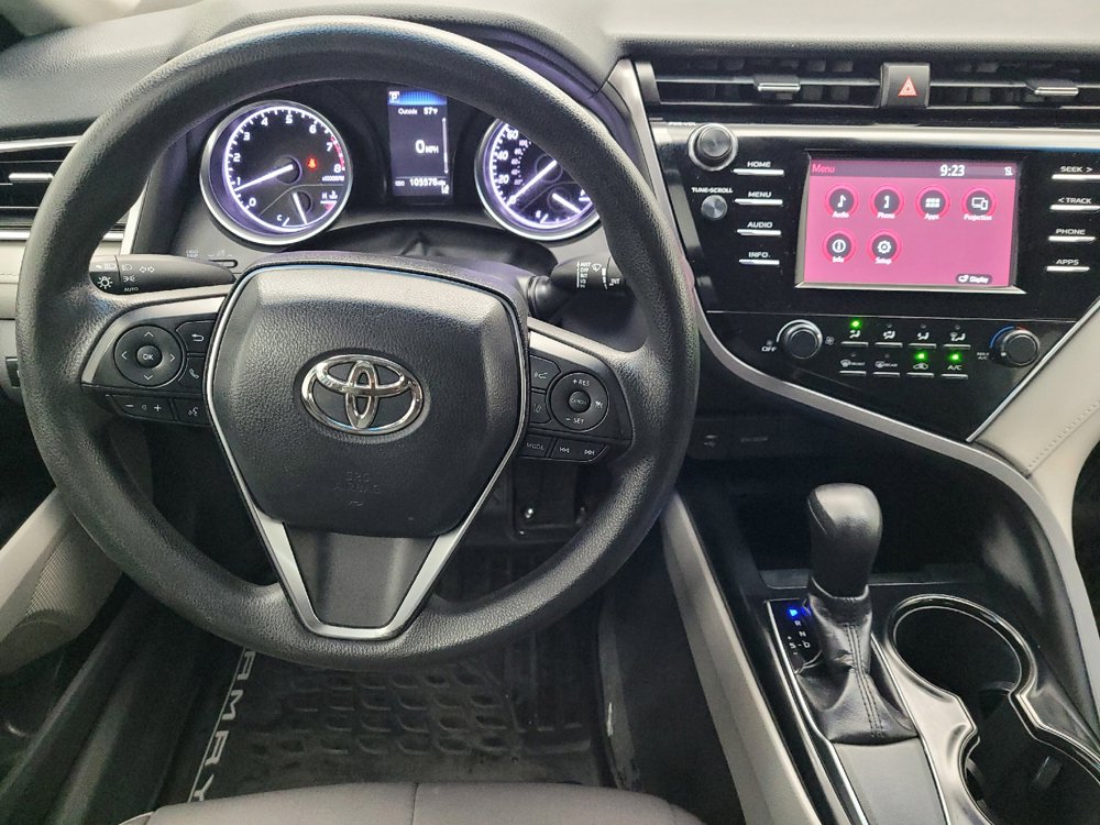 Used 2018 Toyota Camry FWD image 22