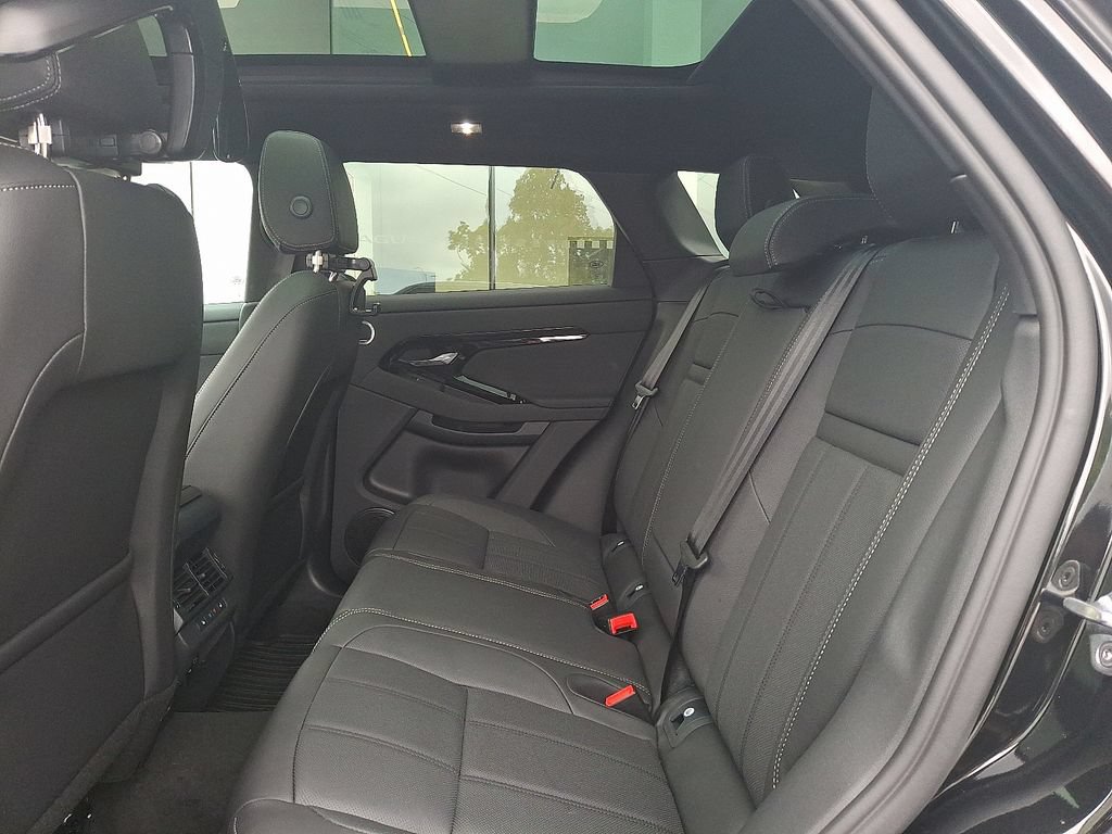 New 2026 Land Rover Range Rover Evoque Hoxton AWD/4WD image 6