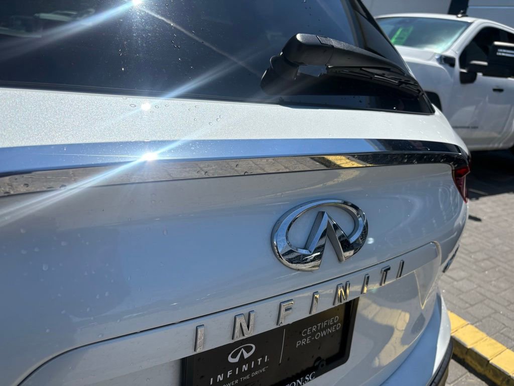 Used 2023 INFINITI QX50 Sensory AWD/4WD image 8
