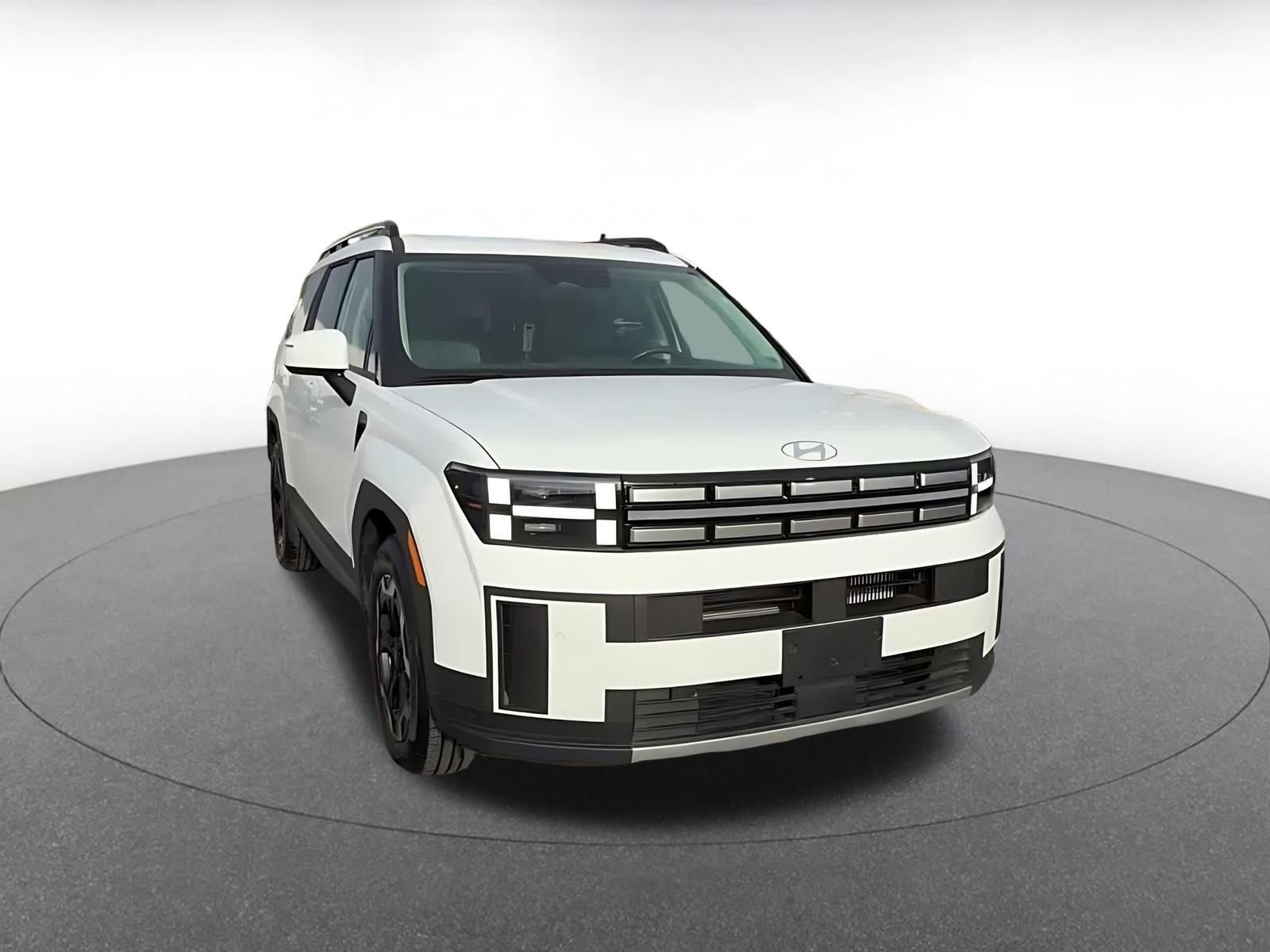 Used 2025 Hyundai Santa Fe SEL image 3