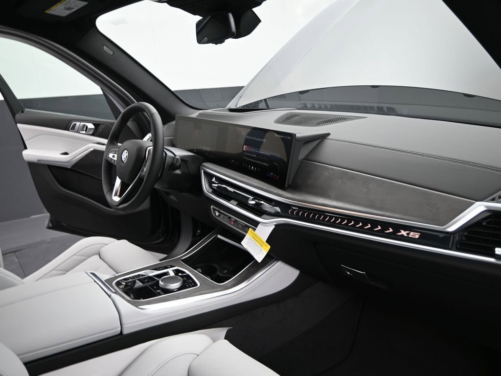 New 2026 BMW X5 sDrive40i w/ Parking Assistance Package RWD image 20