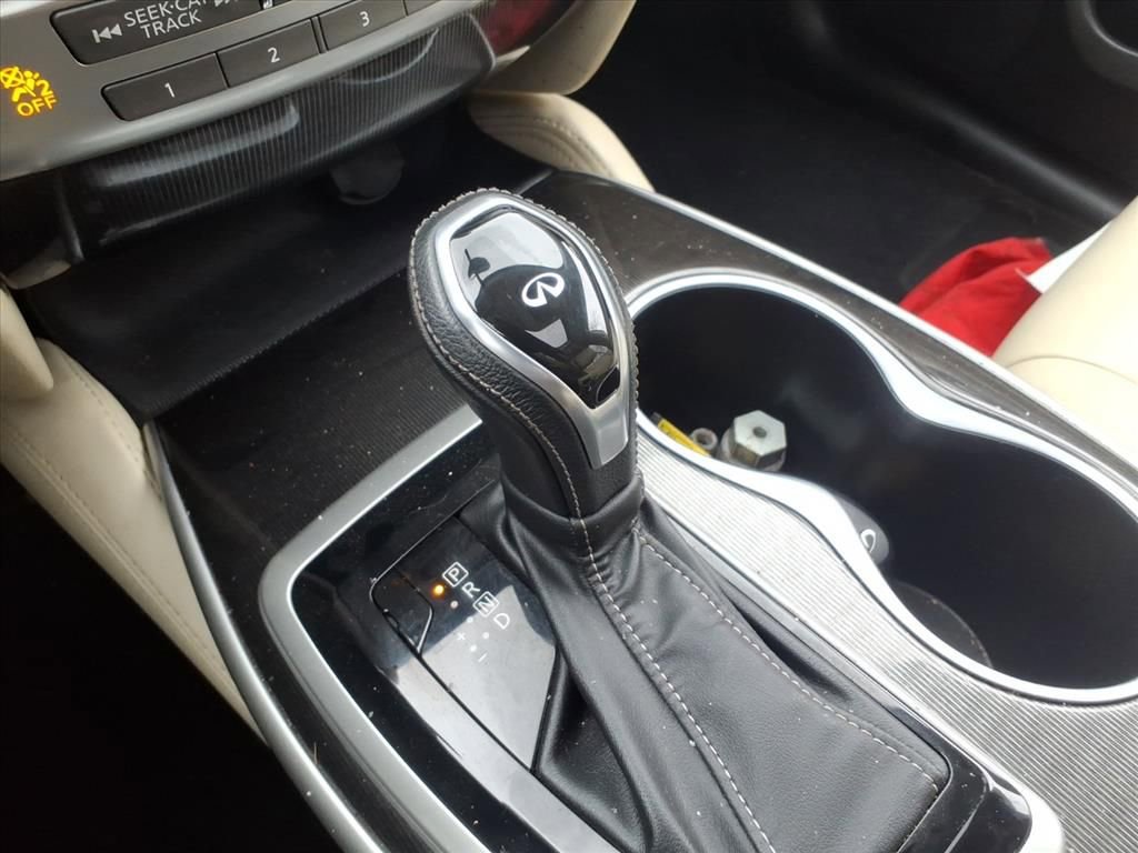 Used 2017 INFINITI QX60 AWD w/ Premium Package image 19