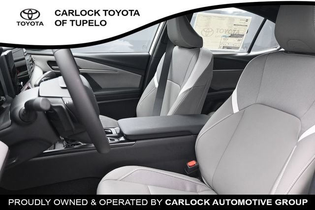 New 2026 Toyota Camry Hybrid FWD image 20