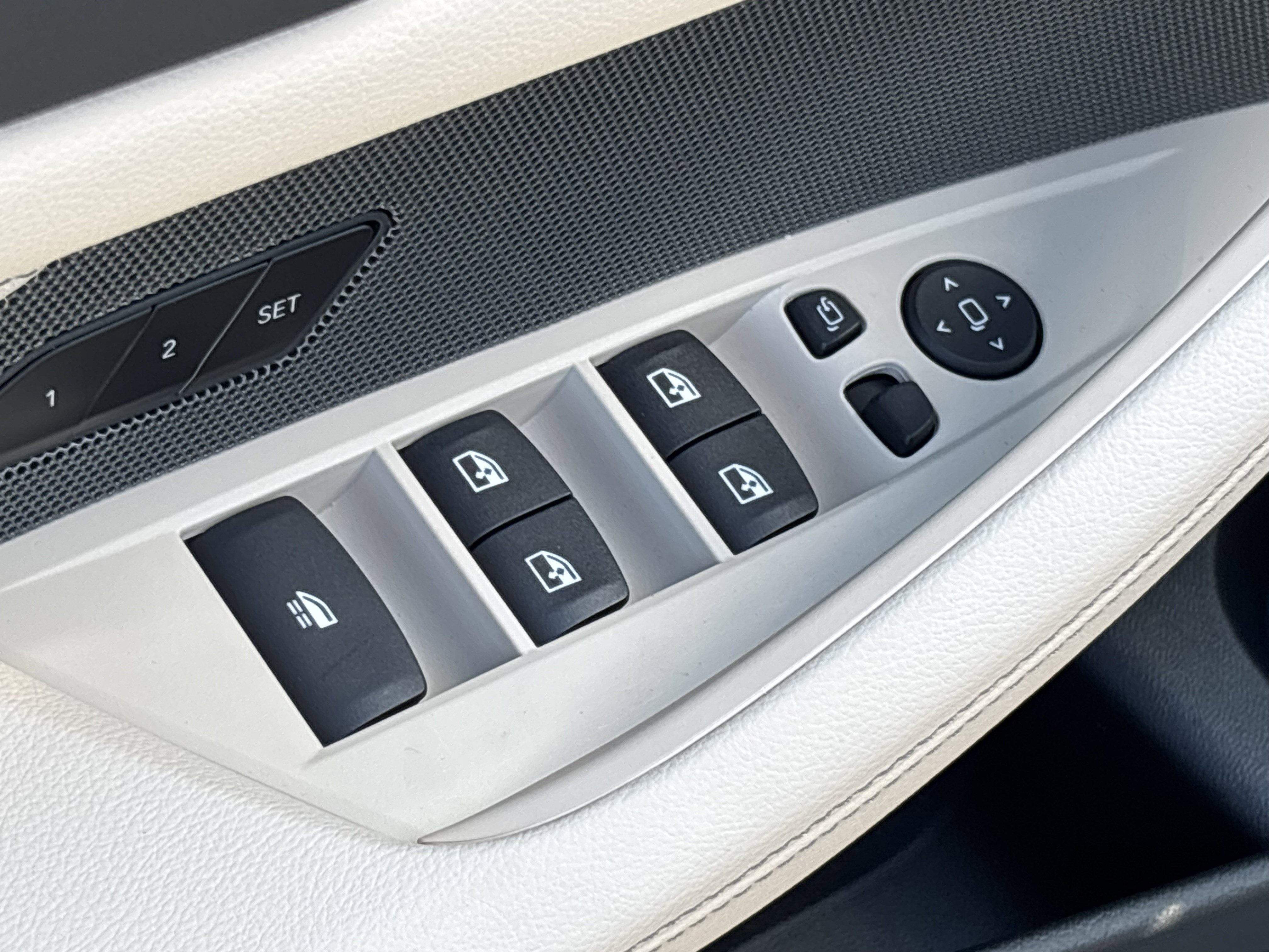 Used 2026 BMW 430i Convertible image 14