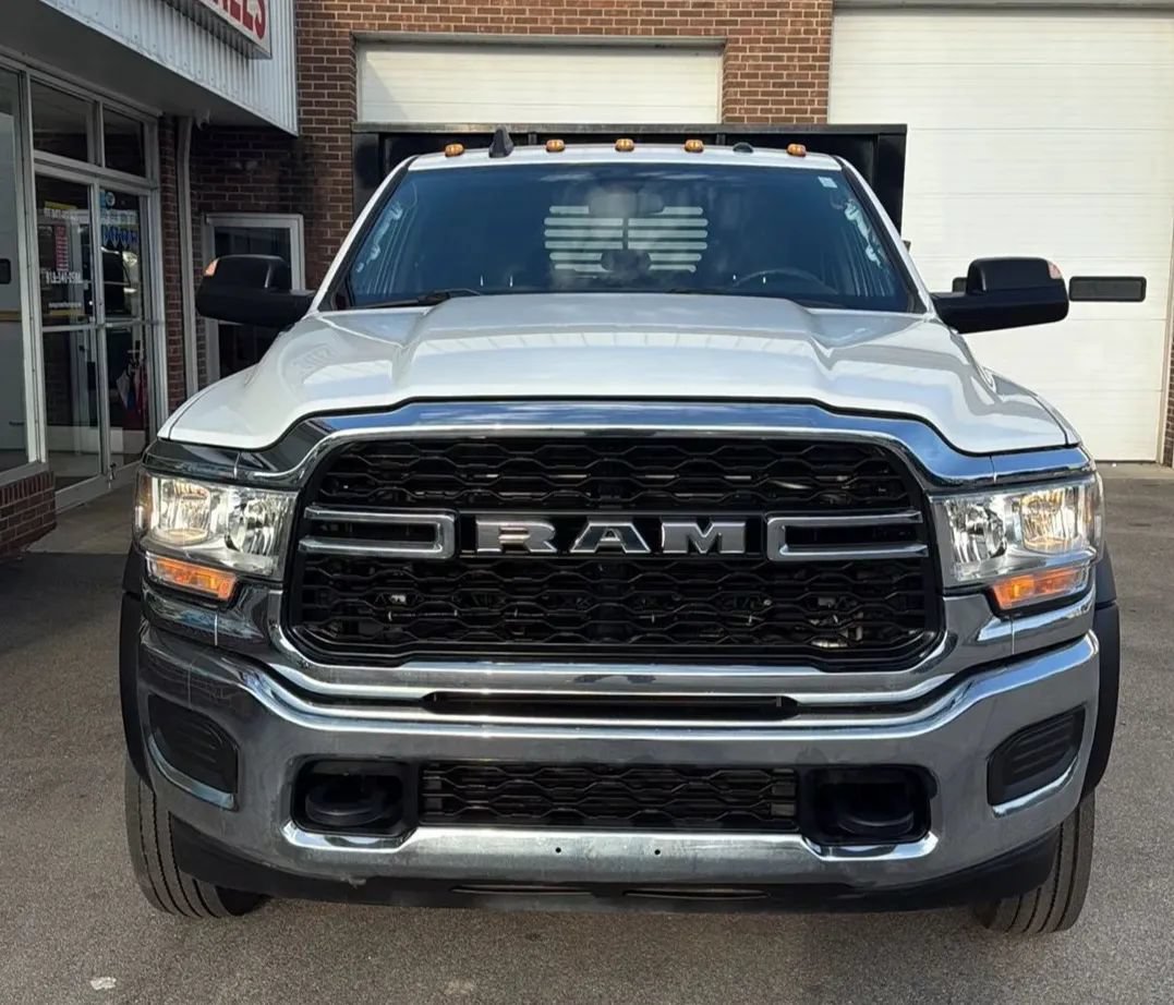 Used 2021 RAM 4500 Tradesman w/ Chrome Appearance Group AWD/4WD image 4