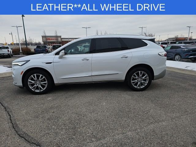 Used 2023 Buick Enclave Premium image 10