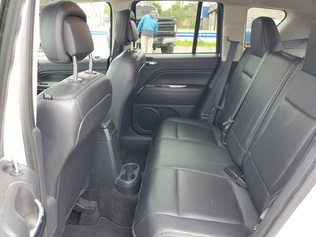 Used 2016 Jeep Compass High Altitude AWD/4WD image 28