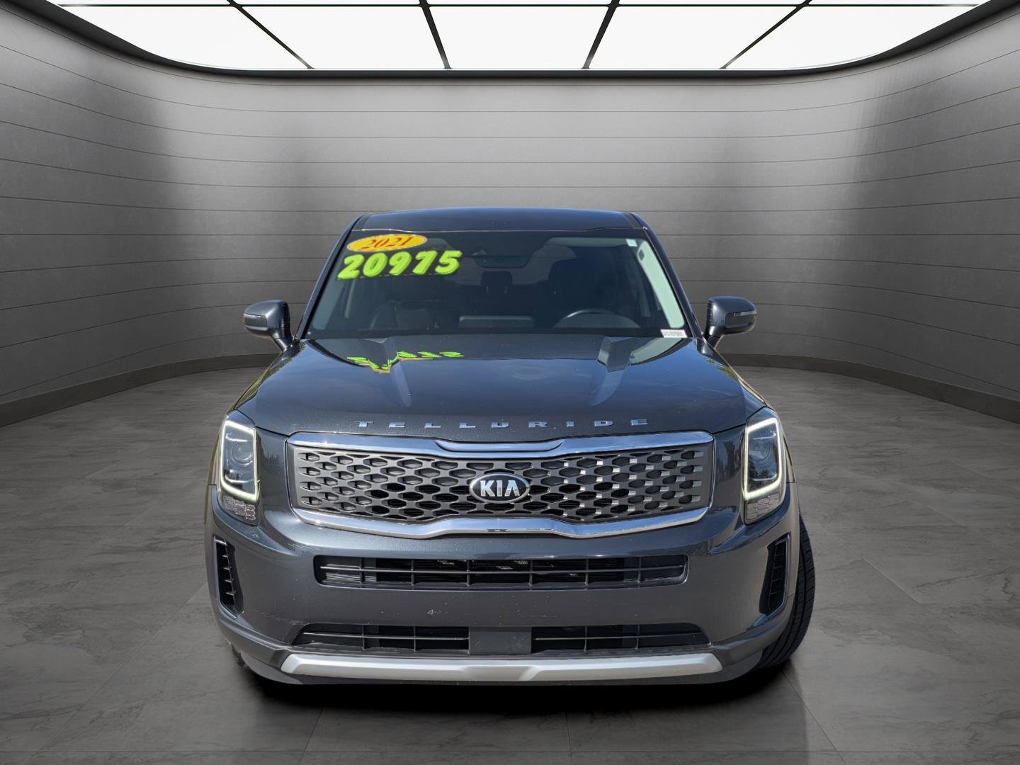 Used 2021 Kia Telluride LX image 2