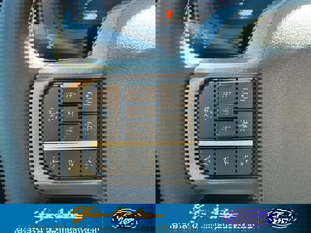 New 2025 Ford F150 Lariat w/ Equipment Group 501A Mid image 26