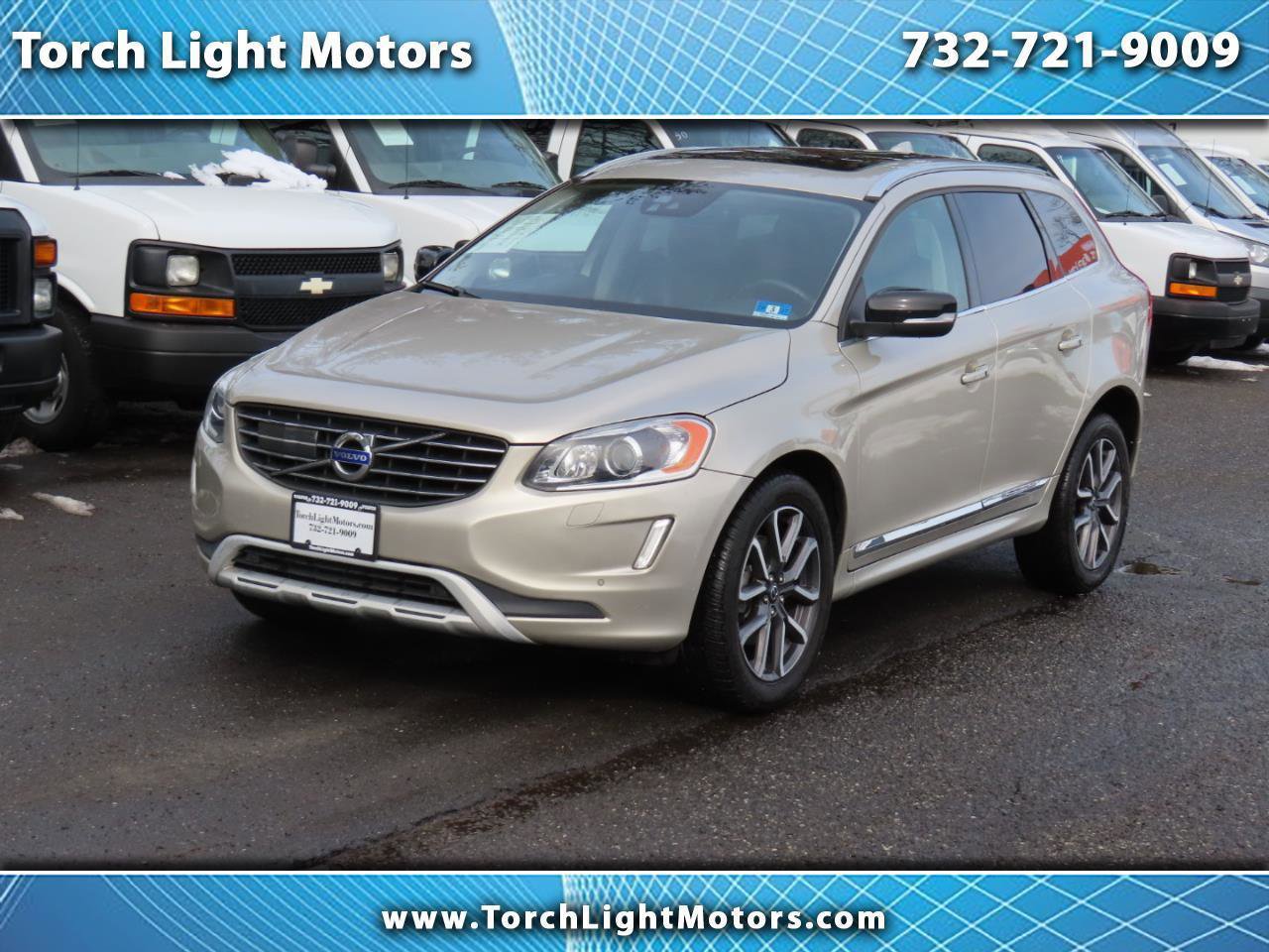 Used 2017 Volvo XC60 T6 Dynamic w/ Advanced Package image 1
