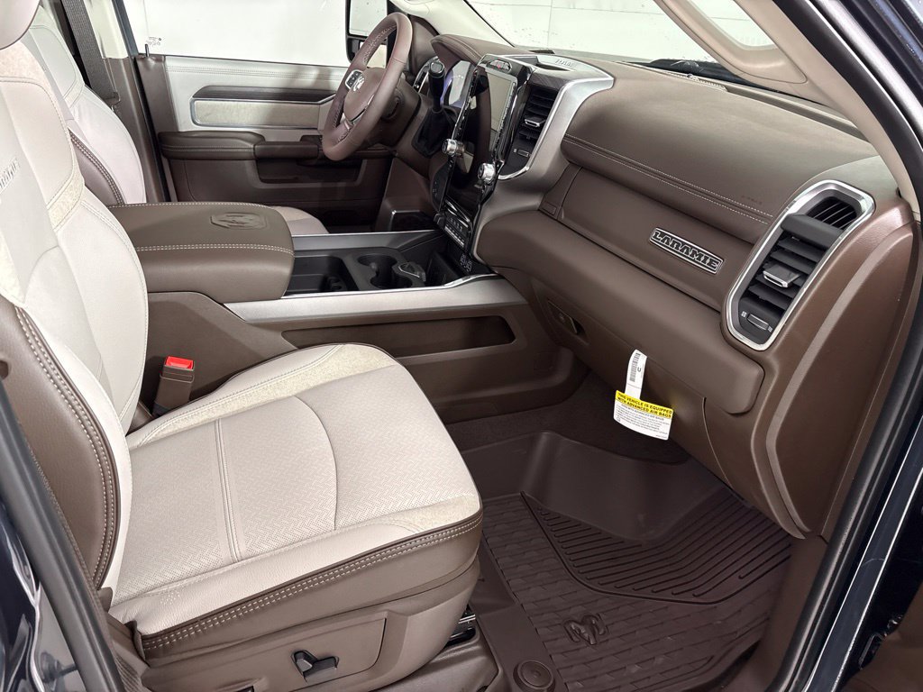 New 2027 RAM 3500 Laramie AWD/4WD image 19
