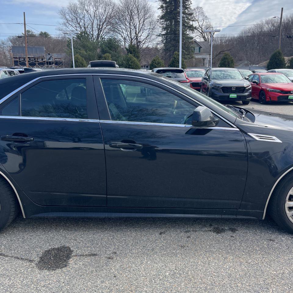 Used 2010 Cadillac CTS Premium image 9