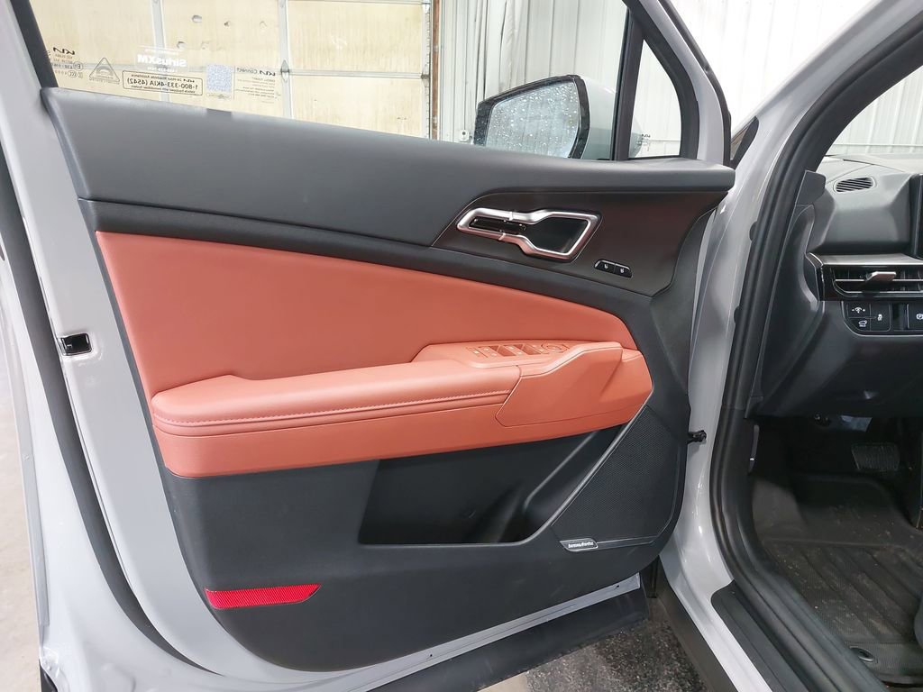 New 2026 Kia Sportage SX image 28