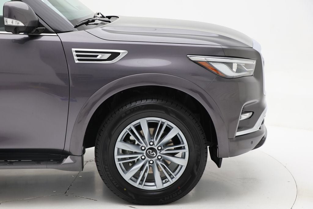 Used 2024 INFINITI QX80 Luxe AWD/4WD image 4