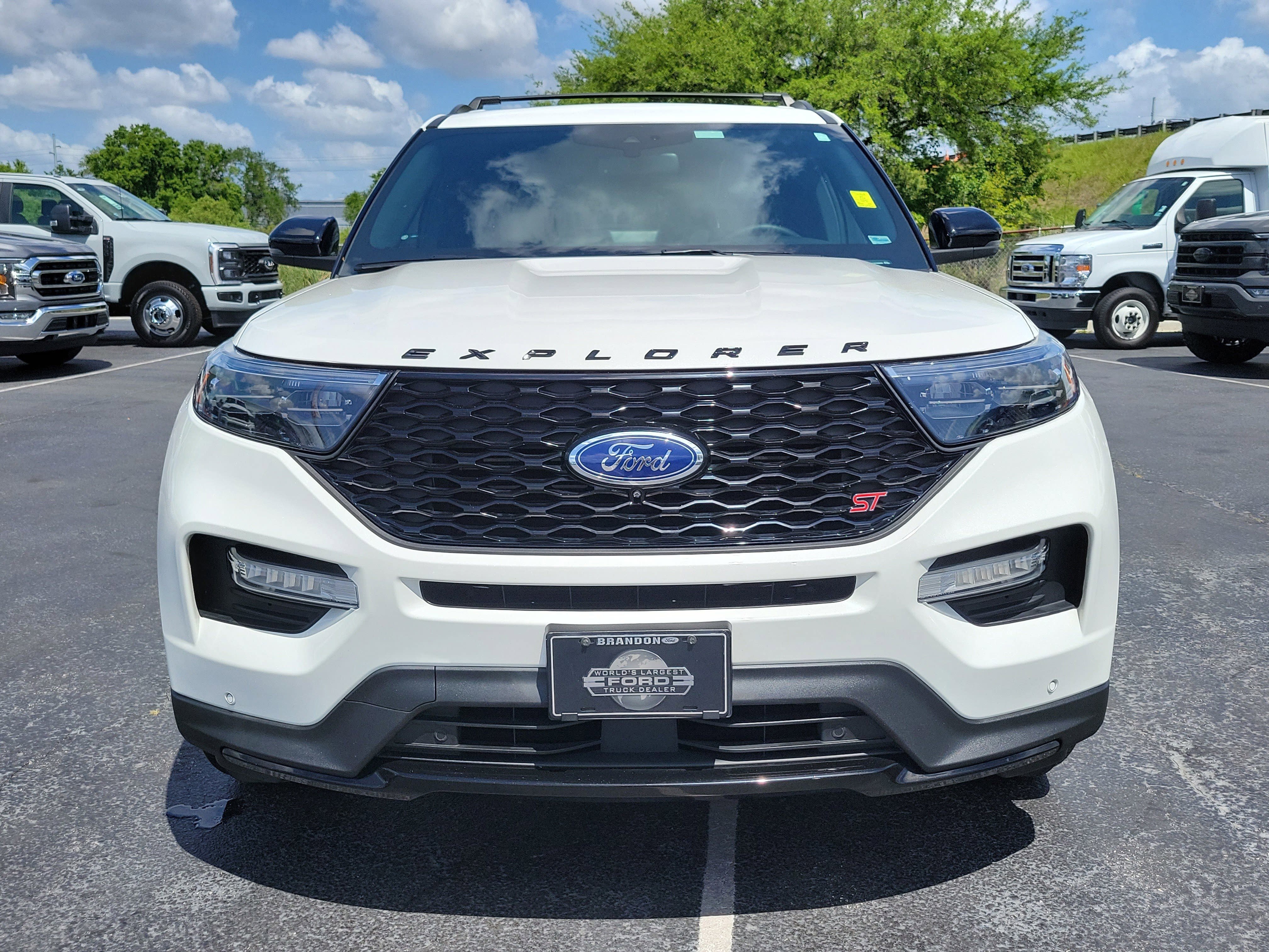 Certified 2022 Ford Explorer ST w/ Equipment Group 401A AWD/4WD image 2