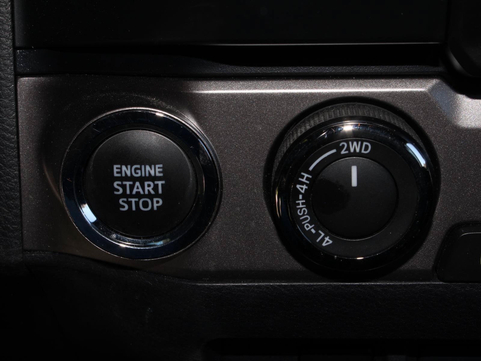 Used 2023 Toyota Tacoma Limited AWD/4WD image 13