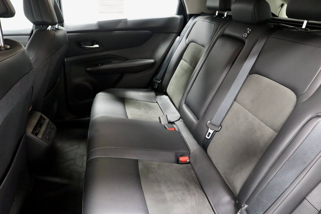 Certified 2023 Nissan Ariya AWD image 23