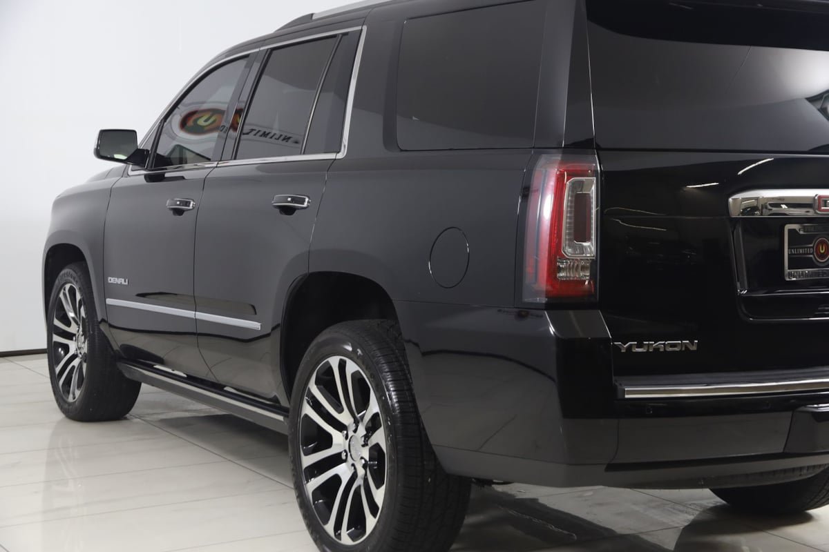 Used 2018 GMC Yukon Denali w/ Denali Ultimate Package AWD/4WD image 26