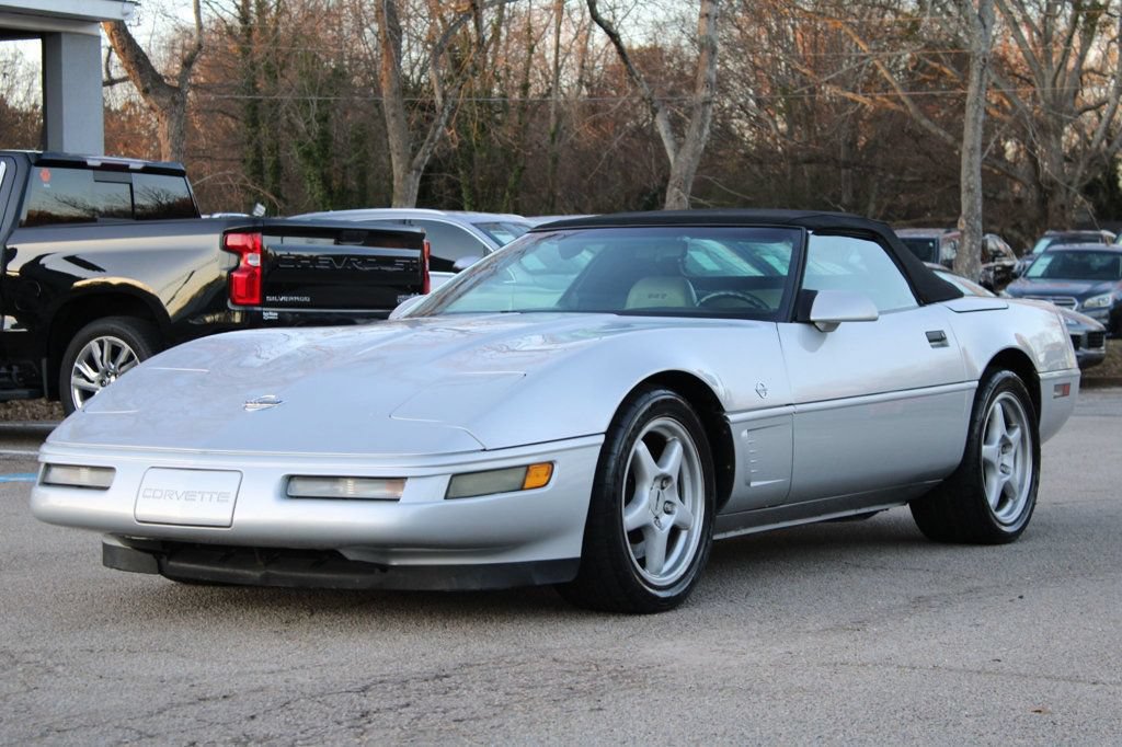 Used 1996 Chevrolet Corvette Convertible RWD image 4
